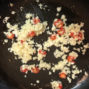 凉拌魔芋丝的做法 步骤7