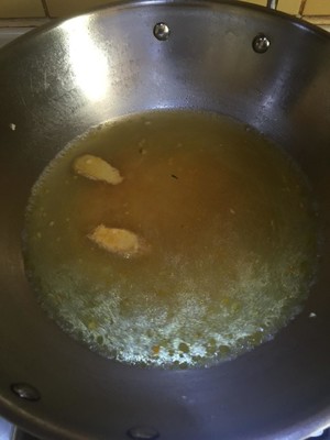 酸汤肥牛的做法 步骤4
