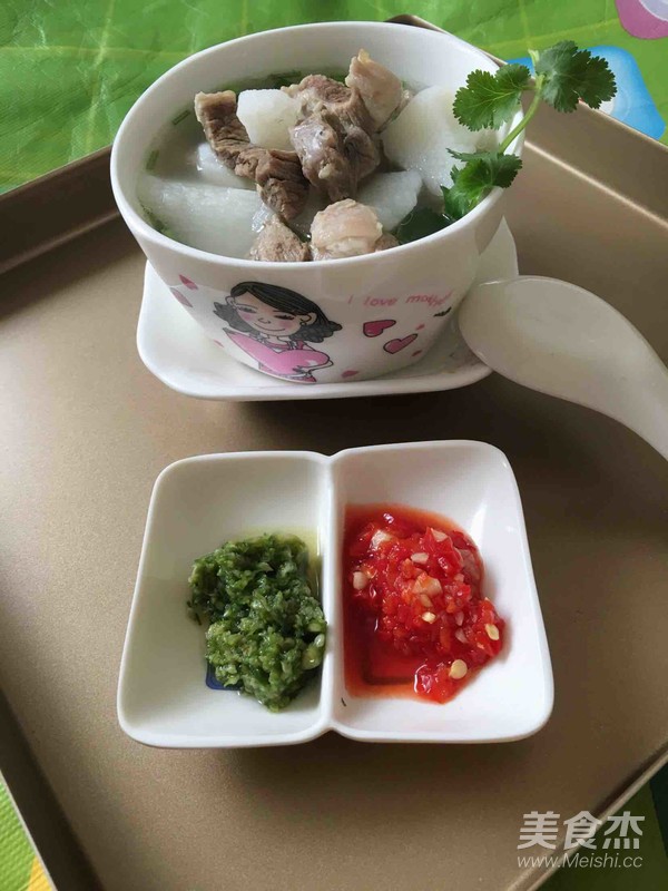 羊肉山药汤成品图
