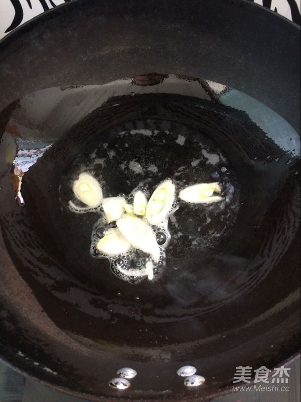 海鲜疙瘩汤的步骤