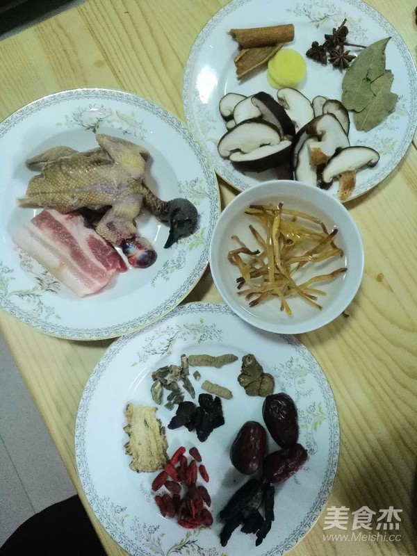 八神滋补斑鸠汤的步骤