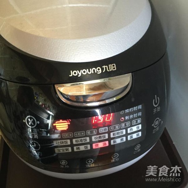 红枣莲藕汤的步骤