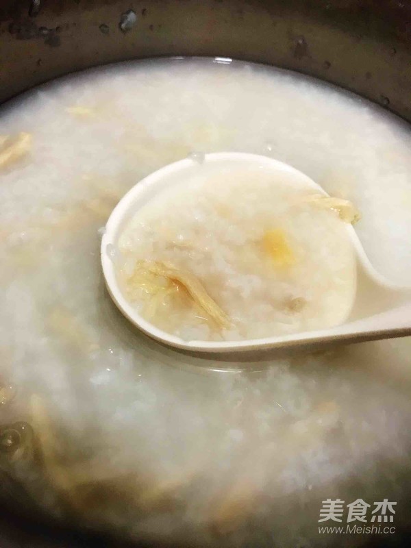 瑶柱鸡肉粥成品图