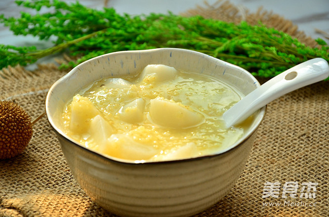 小米山药粥成品图