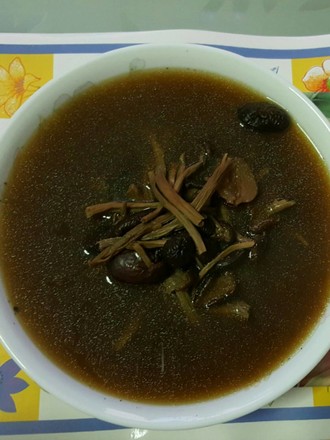 茶树菇乌鸡汤的做法