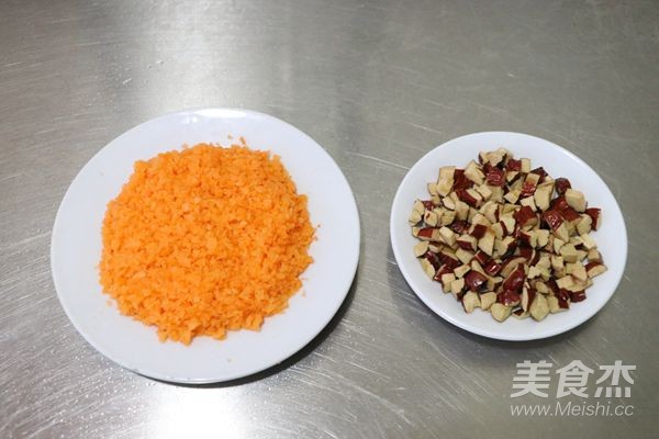 自然甘甜的大枣麦片粥的步骤