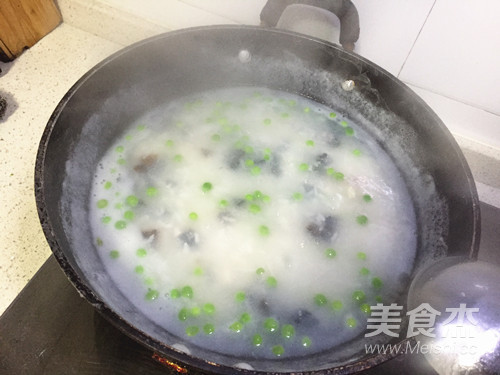 豌豆瘦肉粥的步骤