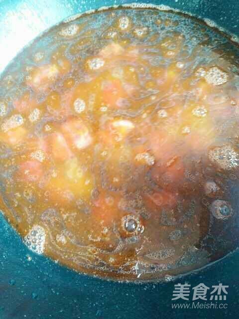 西红柿金针菇瘦肉汤的步骤