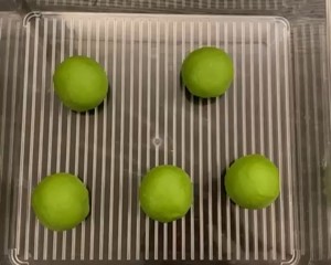 绿油油的抹茶红豆贝果的做法 步骤4