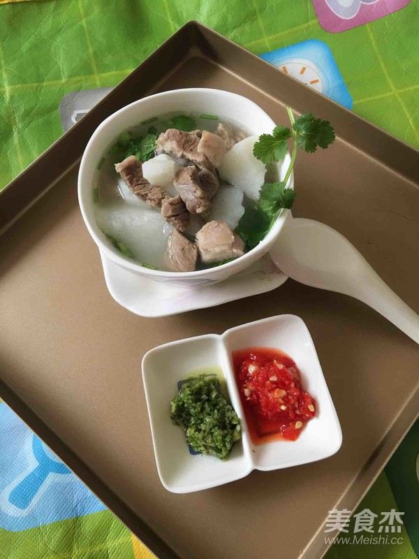 羊肉山药汤成品图