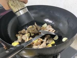 不吃米饭也能吃掉半盘的干锅土豆片的做法 步骤9