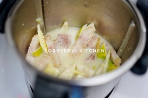 浓郁奶白的腌笃鲜（白汤的秘密）的做法 步骤5