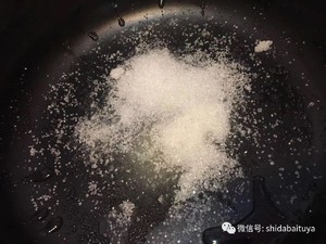 复刻天津桂园餐厅的黑蒜子牛肉粒的做法 步骤5