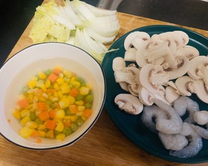 低脂奶油蘑菇炖菜（无需奶油和黄油）的做法 步骤1