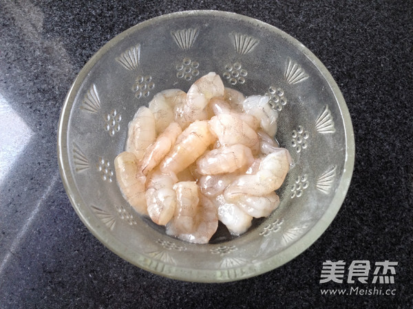 广东水晶虾饺的步骤