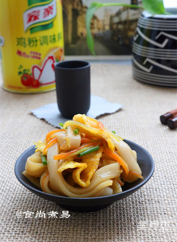 广东三丝炒河粉成品图