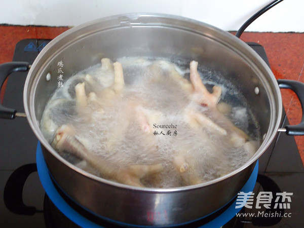 虎皮蒸凤爪的步骤