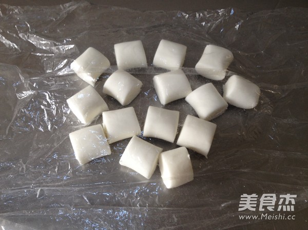 广东水晶虾饺的步骤