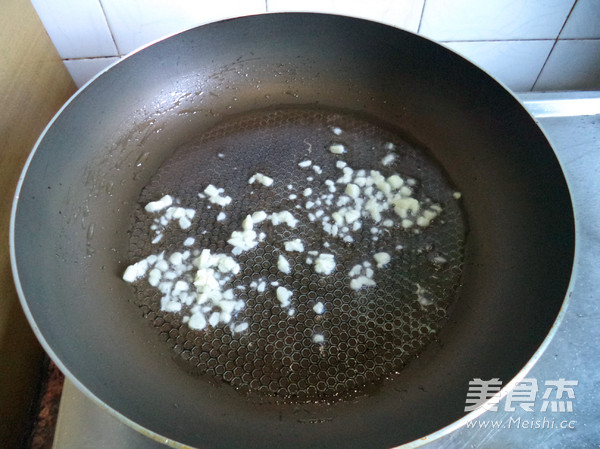 广东豉油皇炒面的步骤