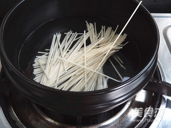 广东云吞面的步骤