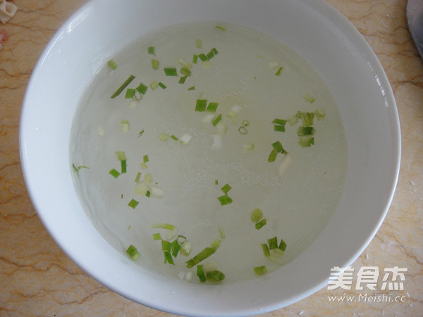 广东鲜虾云吞面的步骤