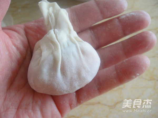 广东鲜虾云吞面的步骤