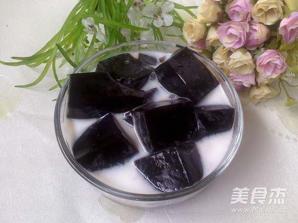 广东凉粉草成品图