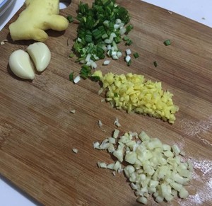油泼杏鲍菇（凉菜的做法 步骤2