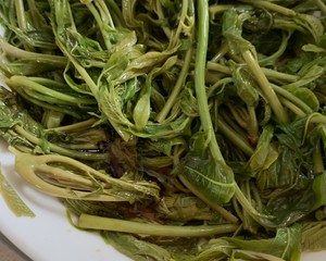 香椿拌豆腐  季节菜凉拌香椿 开胃凉拌菜的做法 步骤6