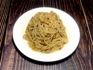 凉拌金针菇的做法 步骤7