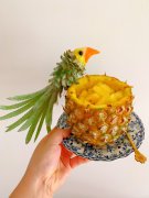 菠萝水果盒子