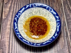 凉拌金针菇的做法 步骤6