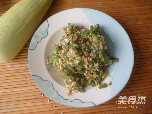 鸡蛋虾酱炒秋葵成品图