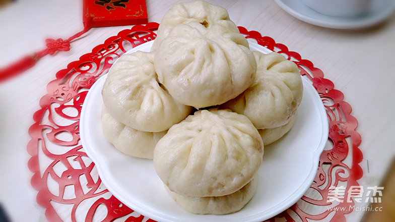 卷心菜酱肉包子成品图