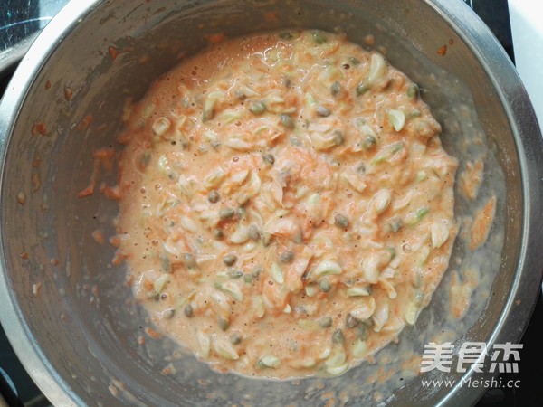 槐花饼的步骤