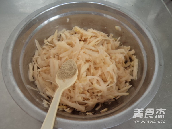 陕北洋芋擦擦的步骤