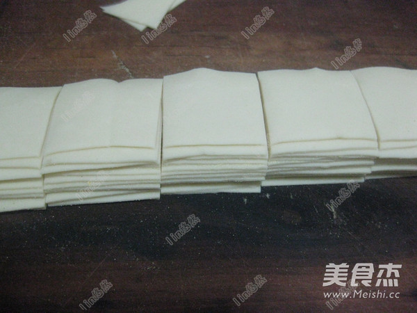 特色臊子馄饨的步骤