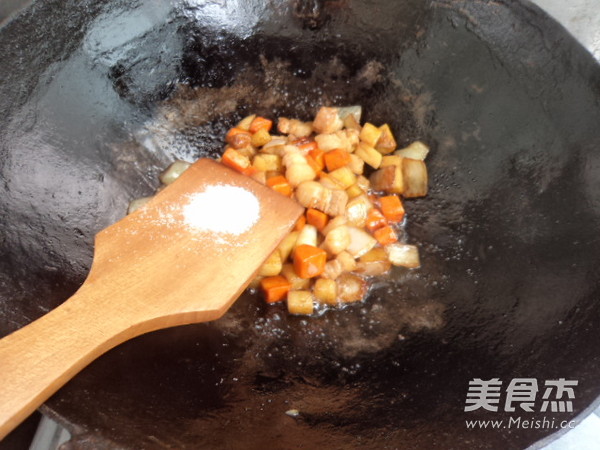 陕西裤带面的步骤