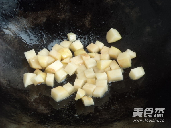 陕西裤带面的步骤