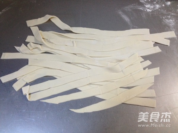 陕西油泼面的步骤