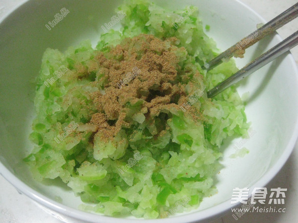 特色臊子馄饨的步骤