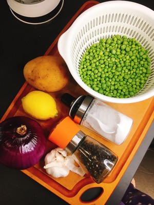 西式豌豆浓汤的做法 步骤1