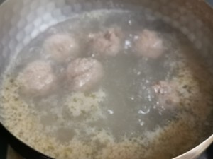 牛肉丸汤&香煎牛肉饼的做法 步骤10