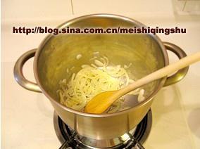土豆浓汤的做法 步骤3