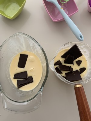 生酮饮食 无糖好利来冰山熔岩（简单又吃不胖的减肥巧克力蛋糕）的做法 步骤5