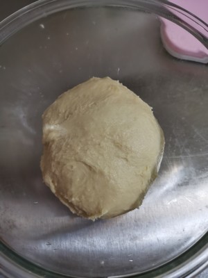 汉堡胚面包餐包（视频夏季轻松快速手揉手套膜方法）的做法 步骤1