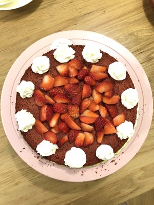 8寸三层红丝绒水果蛋糕【超详尽做法】【DIY生日蛋糕】的做法 步骤9