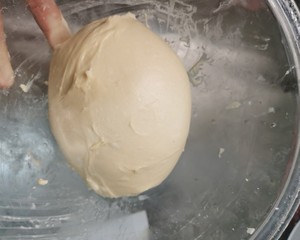 汉堡胚面包餐包（视频夏季轻松快速手揉手套膜方法）的做法 步骤11