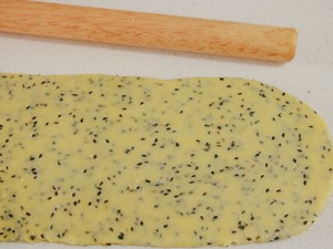 儿童磨牙棒『黑芝麻阿拉棒』低脂零食的做法 步骤7