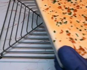 香葱肉松蛋糕卷这样做‼️满屋飘香（小视频食谱）的做法 步骤10